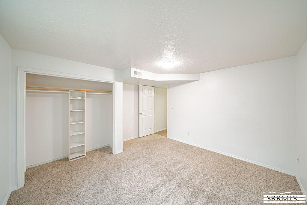 191 N 3990 E Property Photo 45
