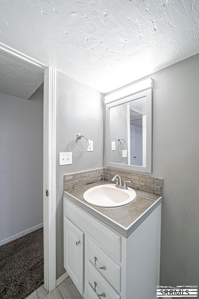 191 N 3990 E Property Photo 48