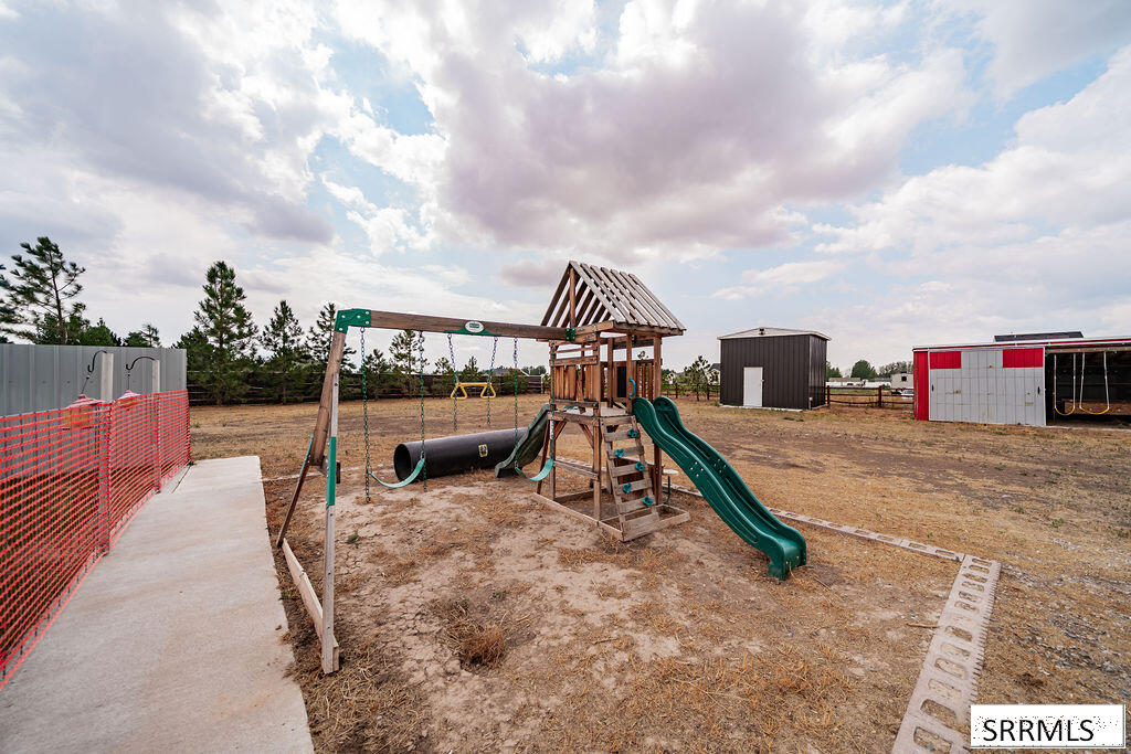191 N 3990 E Property Photo 60