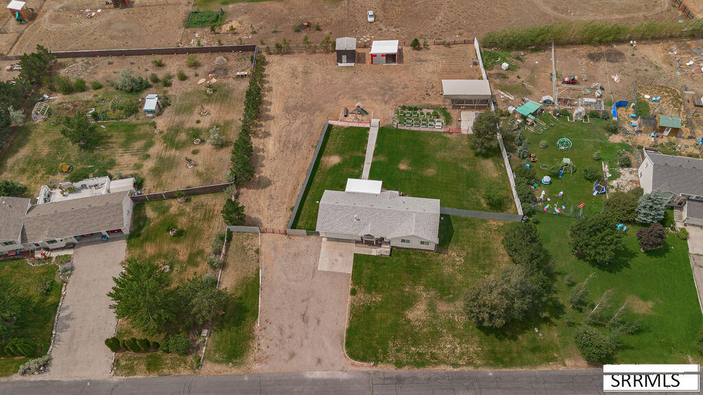 191 N 3990 E Property Photo 72