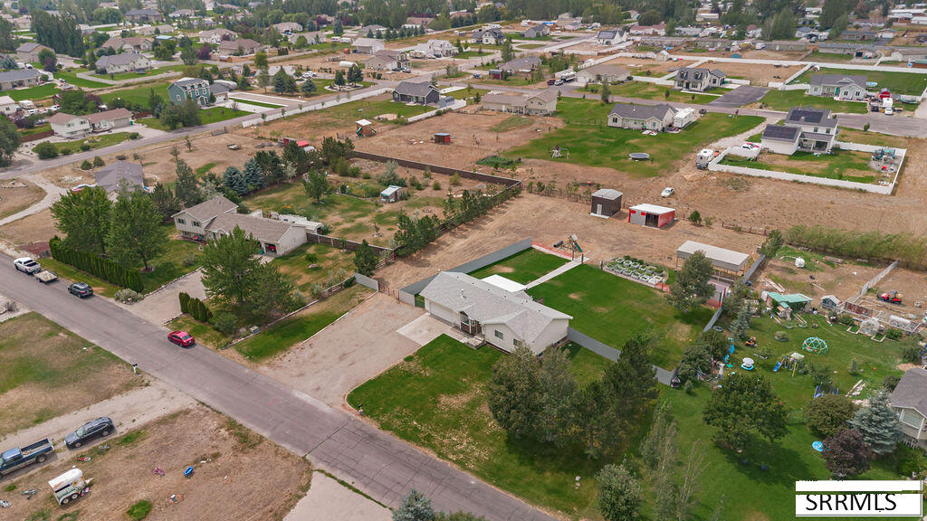 191 N 3990 E Property Photo 73