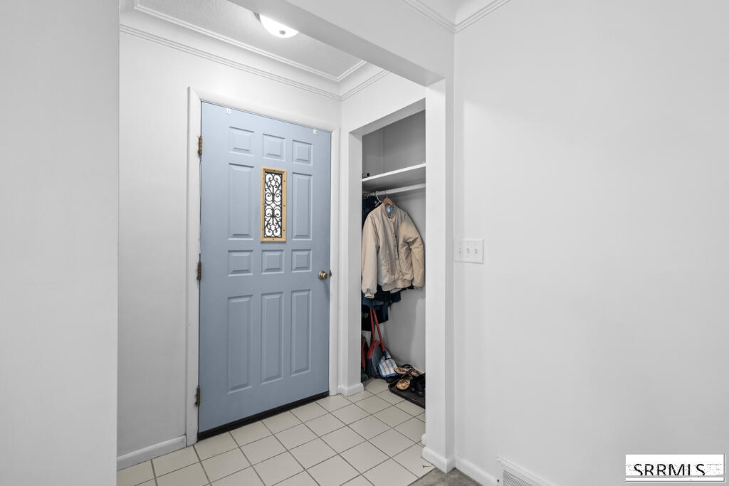 3363 E 81 N Property Photo 7