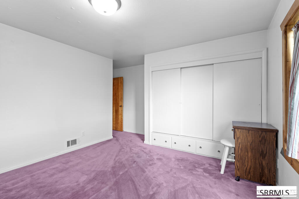 3363 E 81 N Property Photo 20