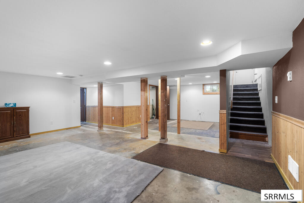 3363 E 81 N Property Photo 25