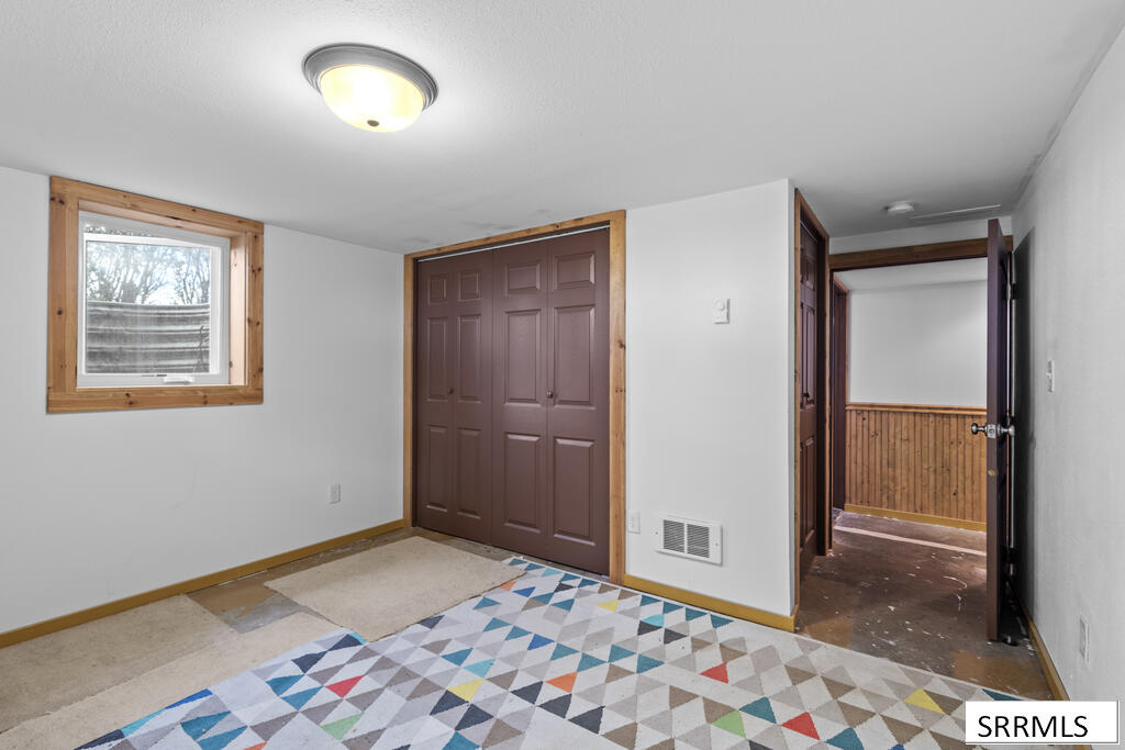 3363 E 81 N Property Photo 28