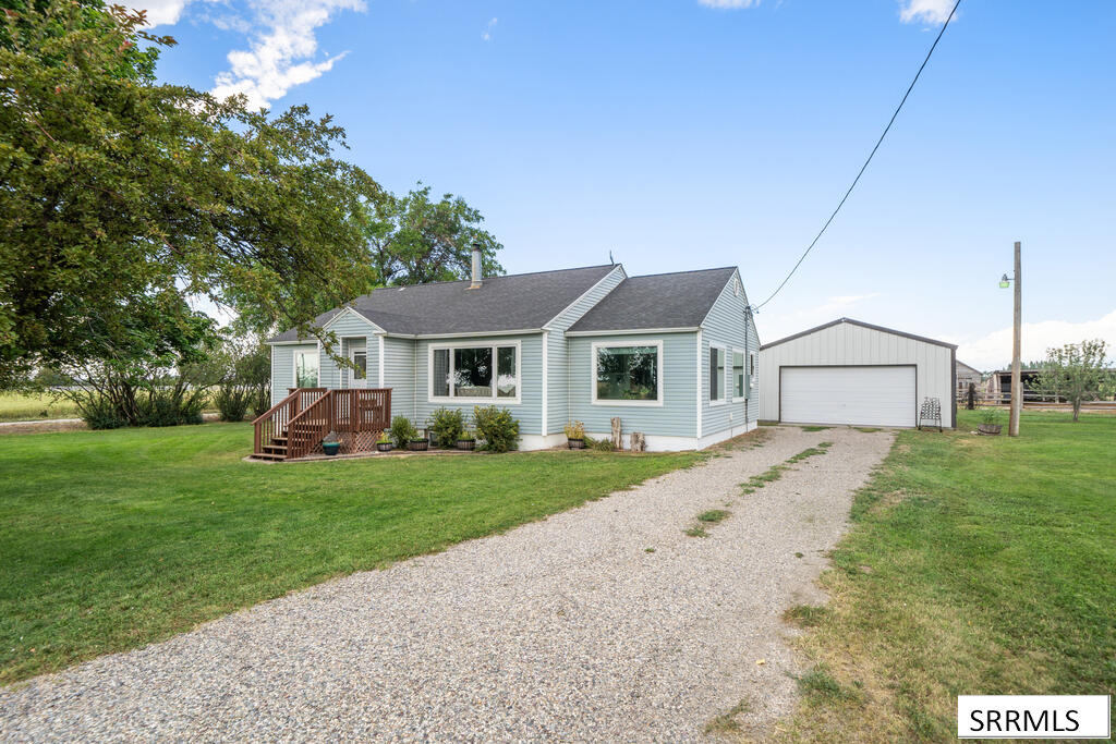 3363 E 81 N Property Photo 32