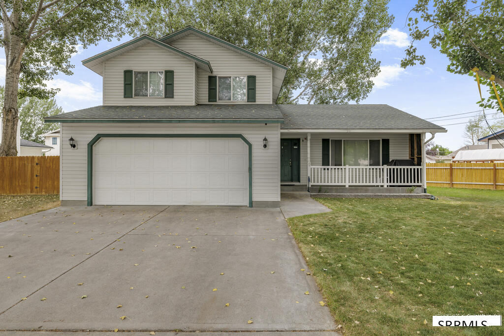 700 Aspen Avenue Property Photo 1