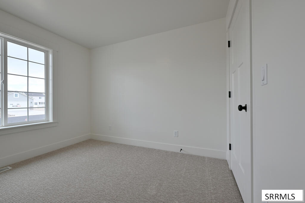 3073 Elixir Road Property Photo 8