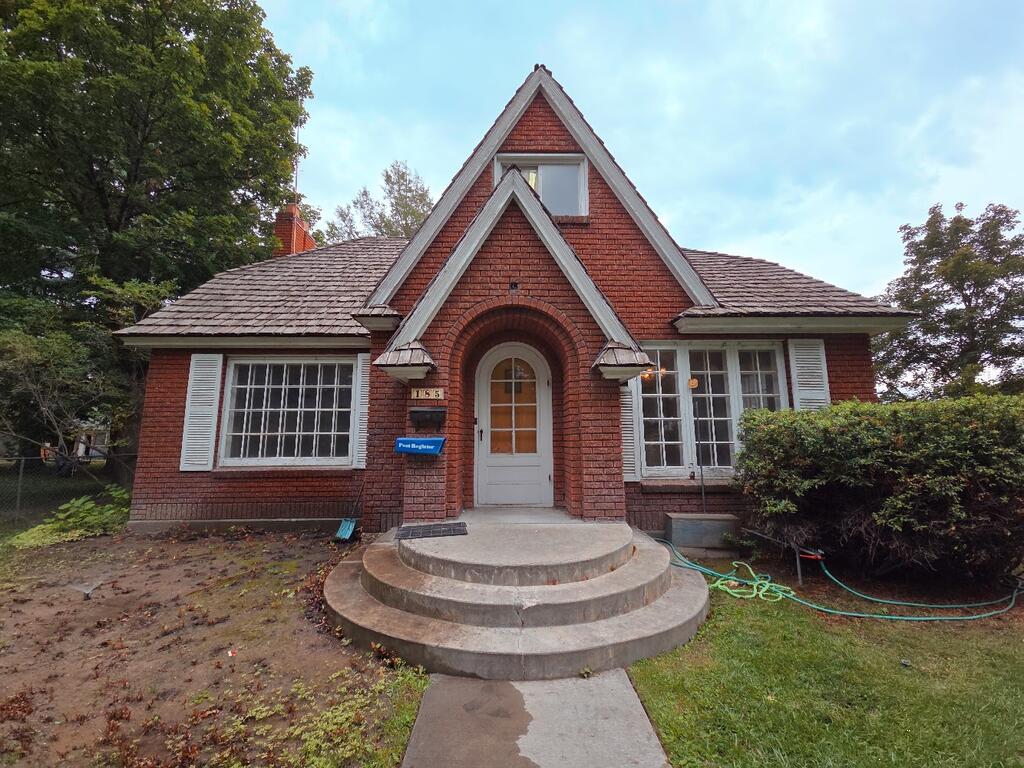 185 S Ridge Avenue Property Photo 4