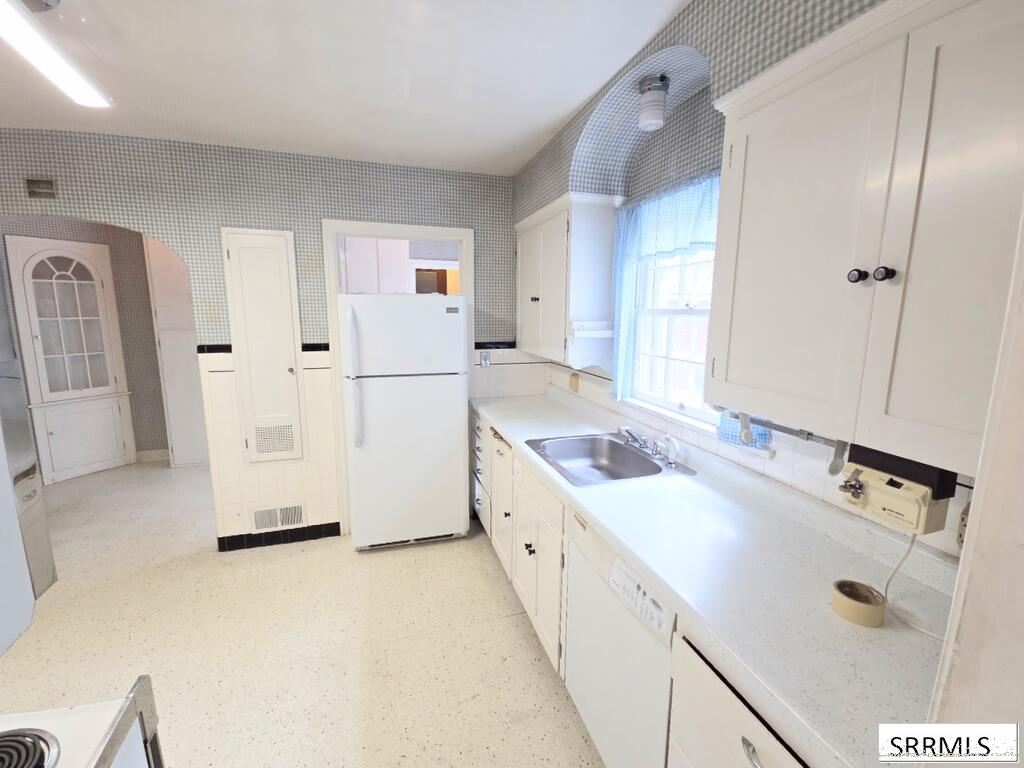185 S Ridge Avenue Property Photo 14
