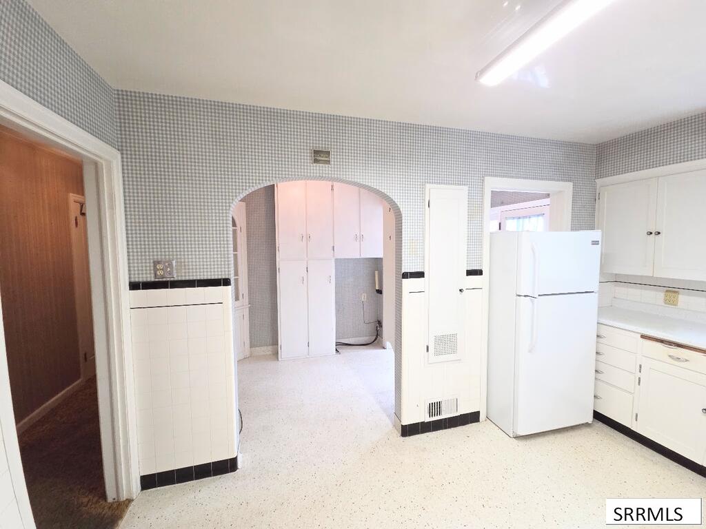 185 S Ridge Avenue Property Photo 18