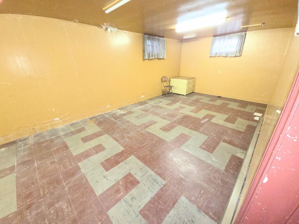 185 S Ridge Avenue Property Photo 57