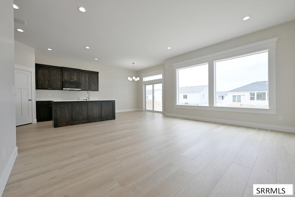 6880 Bronson Drive Property Photo 2