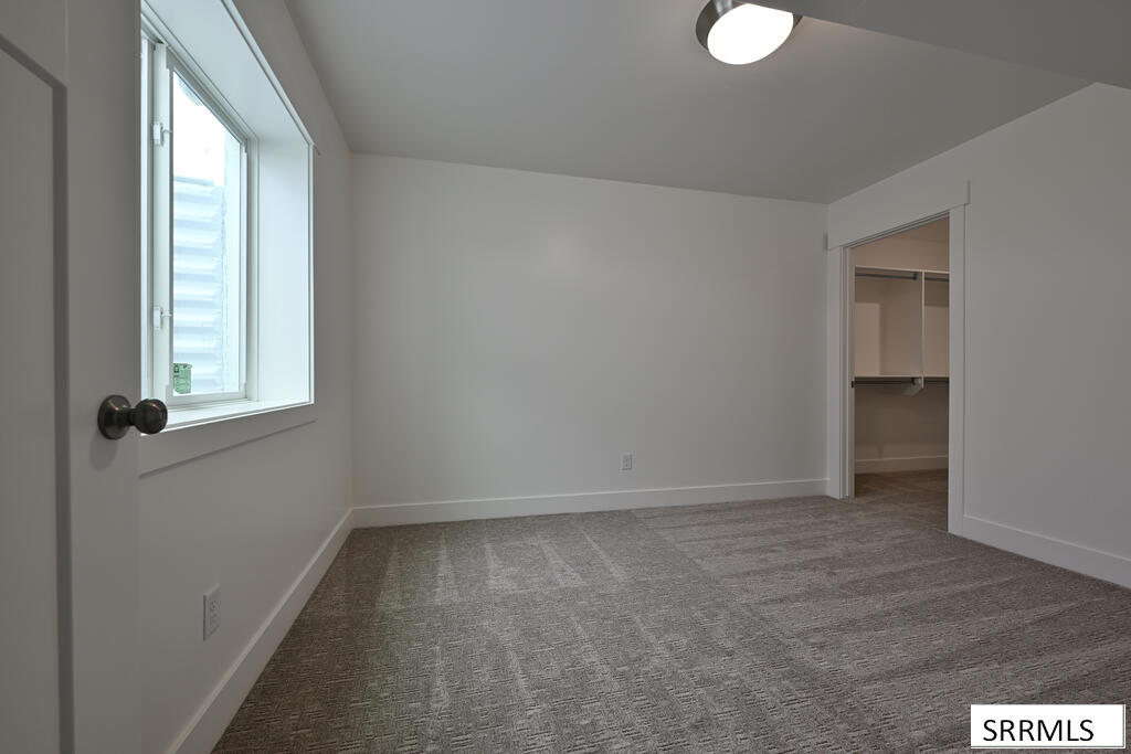 6880 Bronson Drive Property Photo 12