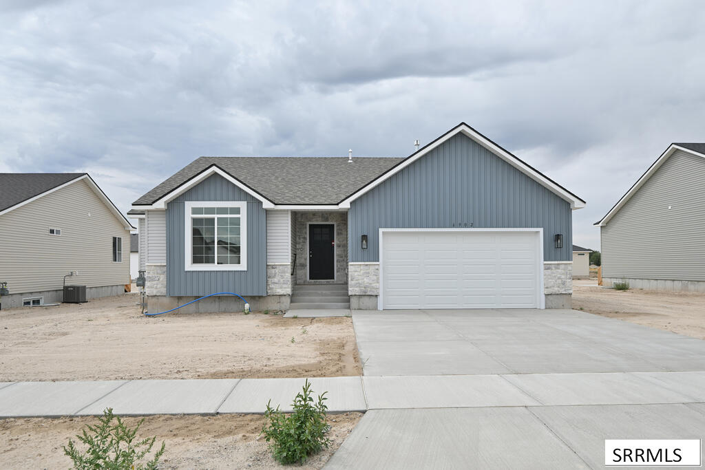 6902 Bronson Drive Property Photo 1