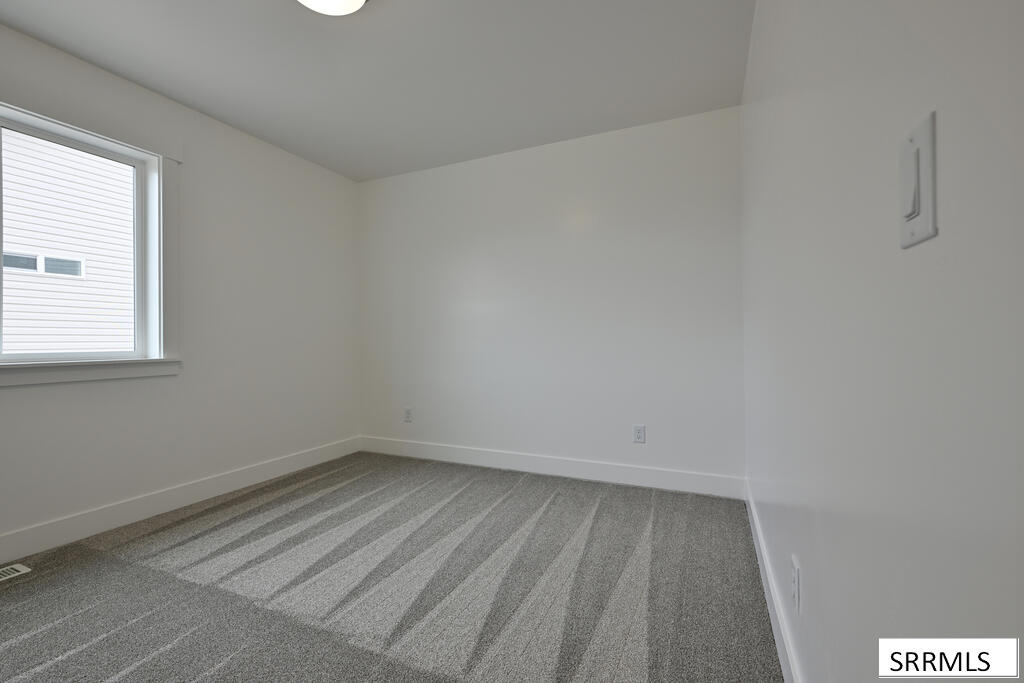 6902 Bronson Drive Property Photo 10