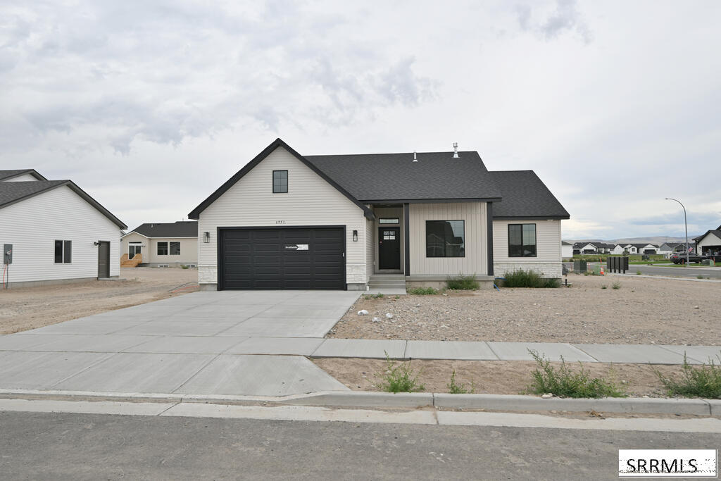 6951 Millbrook Drive Property Photo 1