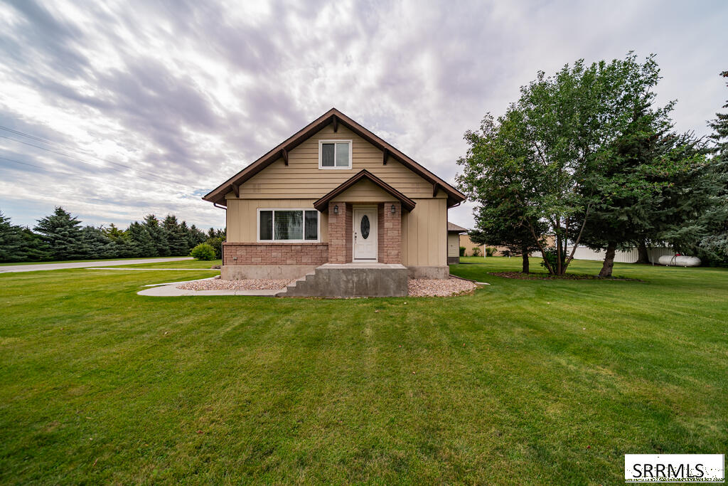 402 S 1100 W Property Photo 5