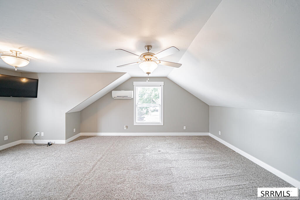 402 S 1100 W Property Photo 43
