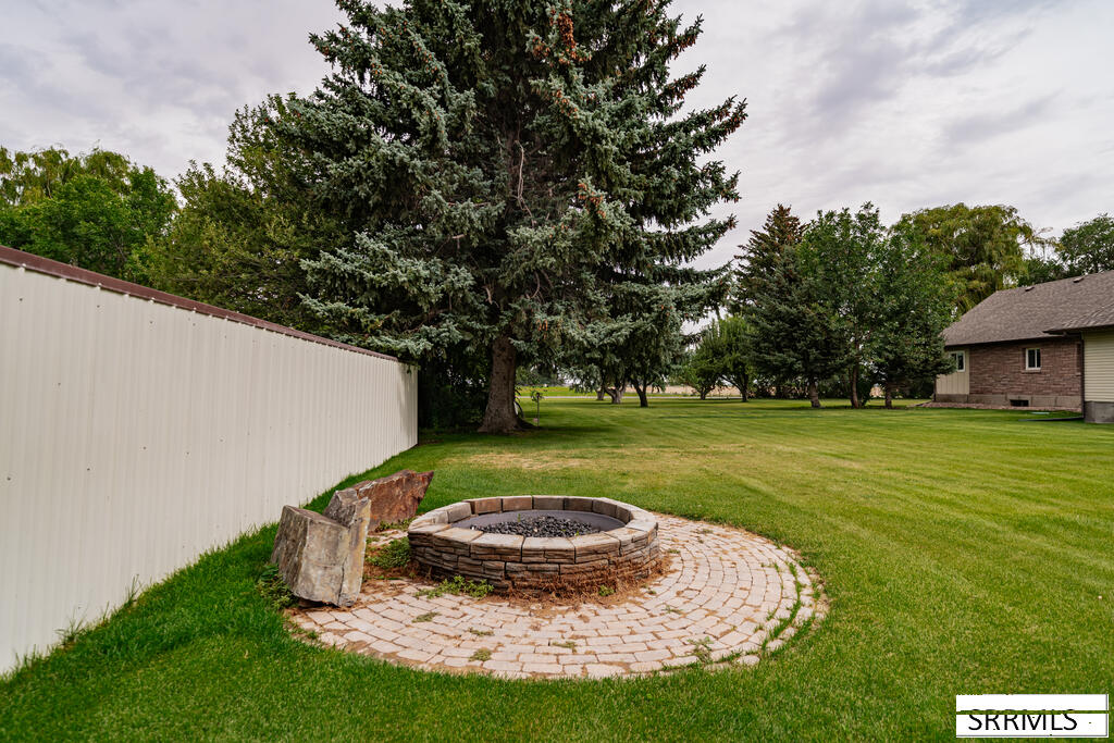 402 S 1100 W Property Photo 82