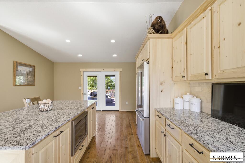 9 Raghorn Road Property Photo 11