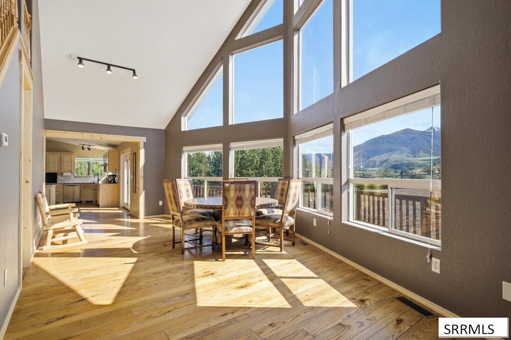 9 Raghorn Road Property Photo 18