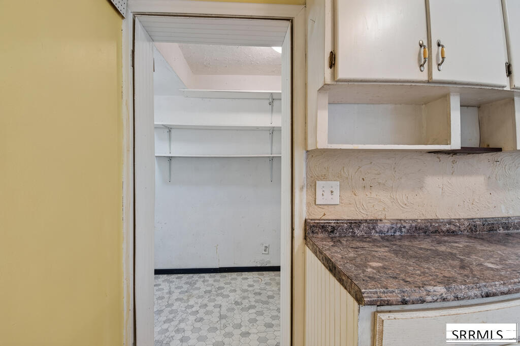 224 E Center Street Property Photo 11