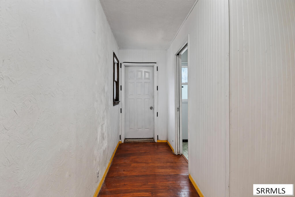 224 E Center Street Property Photo 23