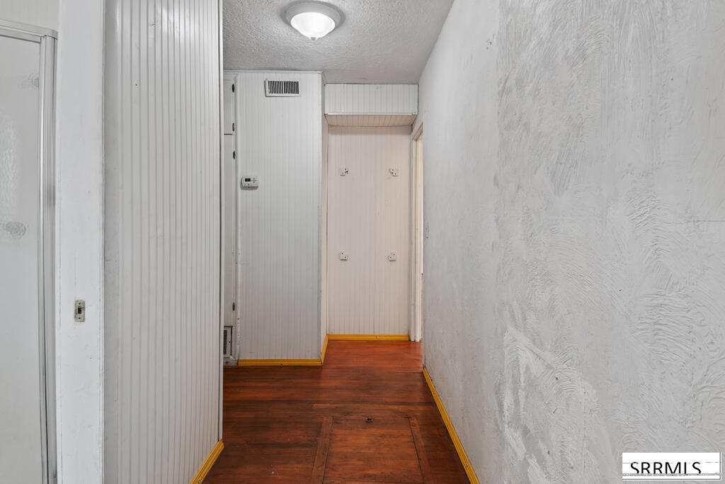 224 E Center Street Property Photo 24