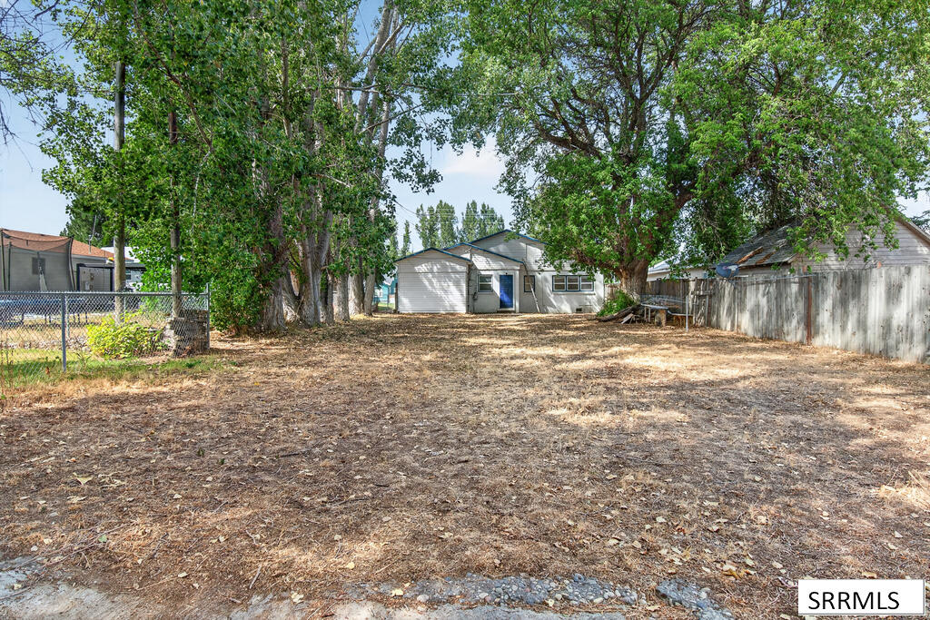 224 E Center Street Property Photo 38