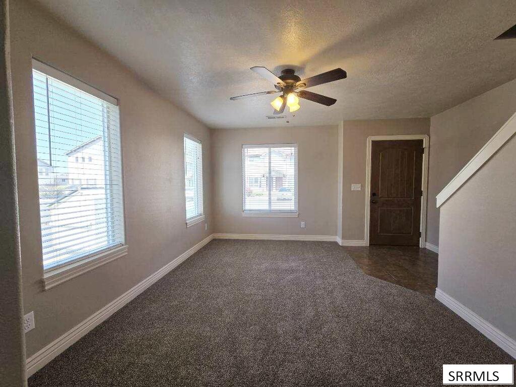 446 W 6th S # 609 Property Photo 5
