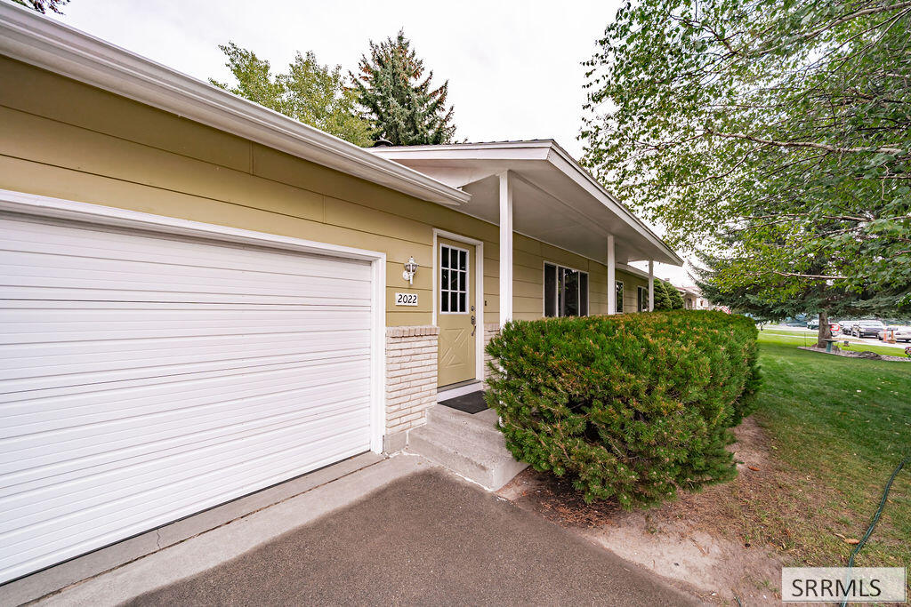 2022 Westbrook Property Photo 7