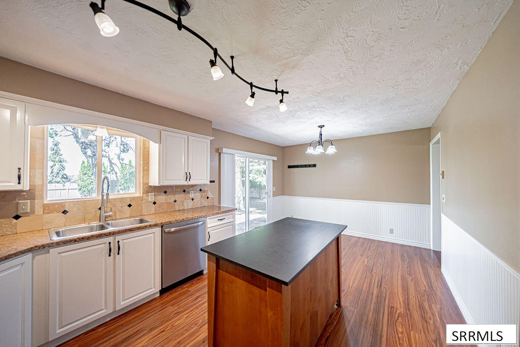 2022 Westbrook Property Photo 17
