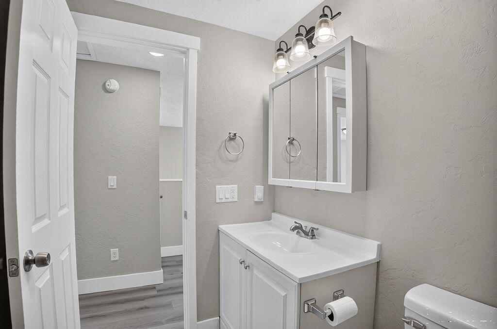 975 Blaine Avenue Property Photo 17