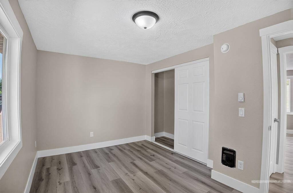 975 Blaine Avenue Property Photo 19