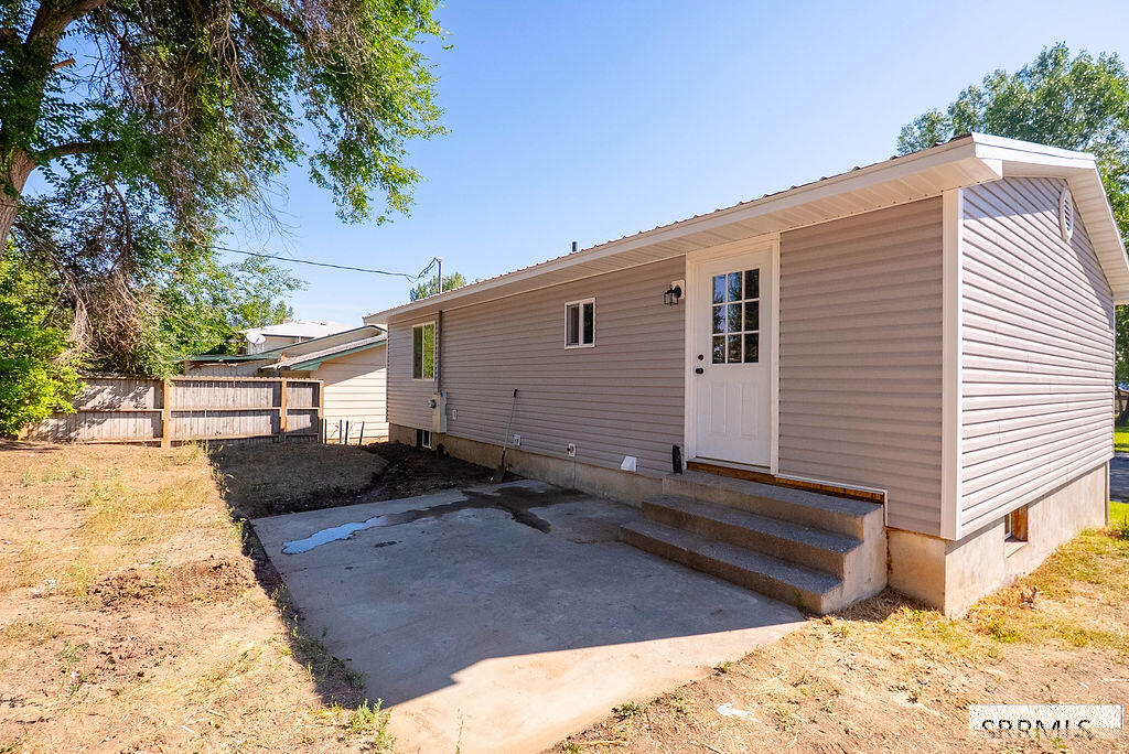 975 Blaine Avenue Property Photo 42