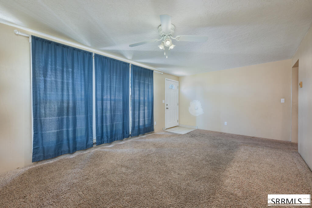 385 Berrett Avenue Property Photo 11