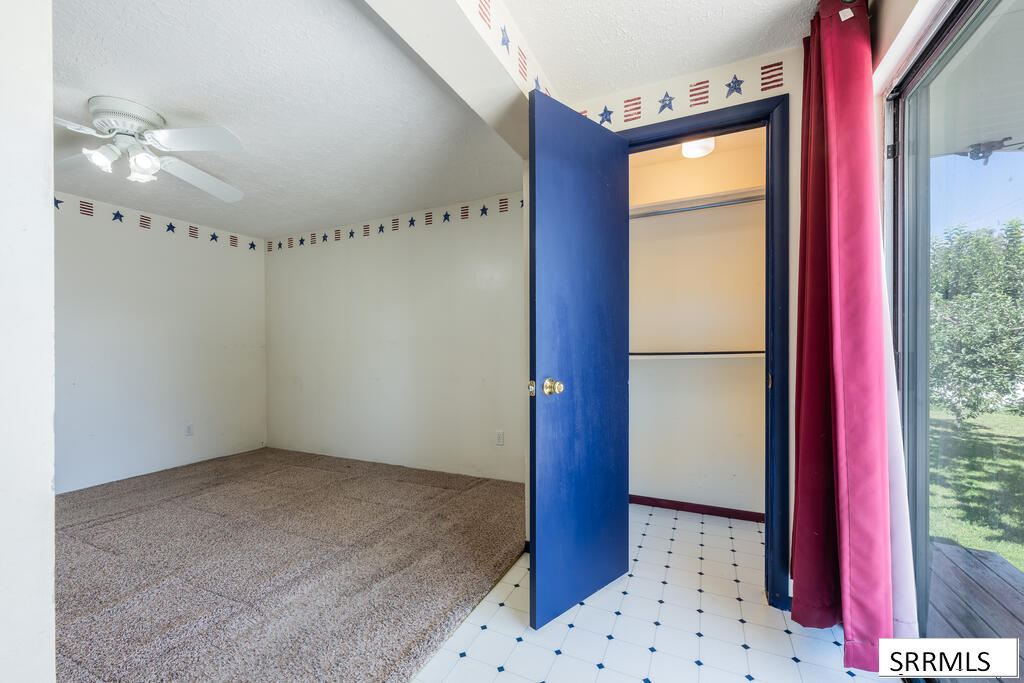 385 Berrett Avenue Property Photo 35