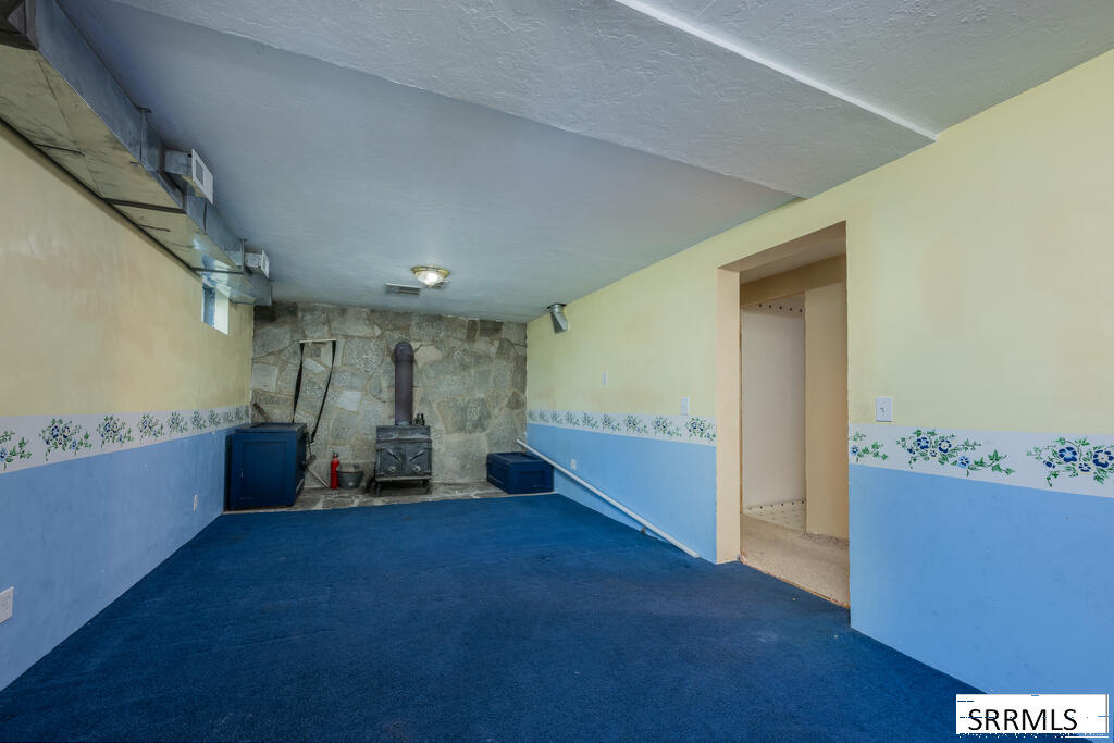 385 Berrett Avenue Property Photo 36