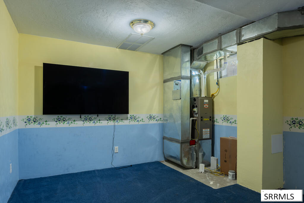 385 Berrett Avenue Property Photo 48