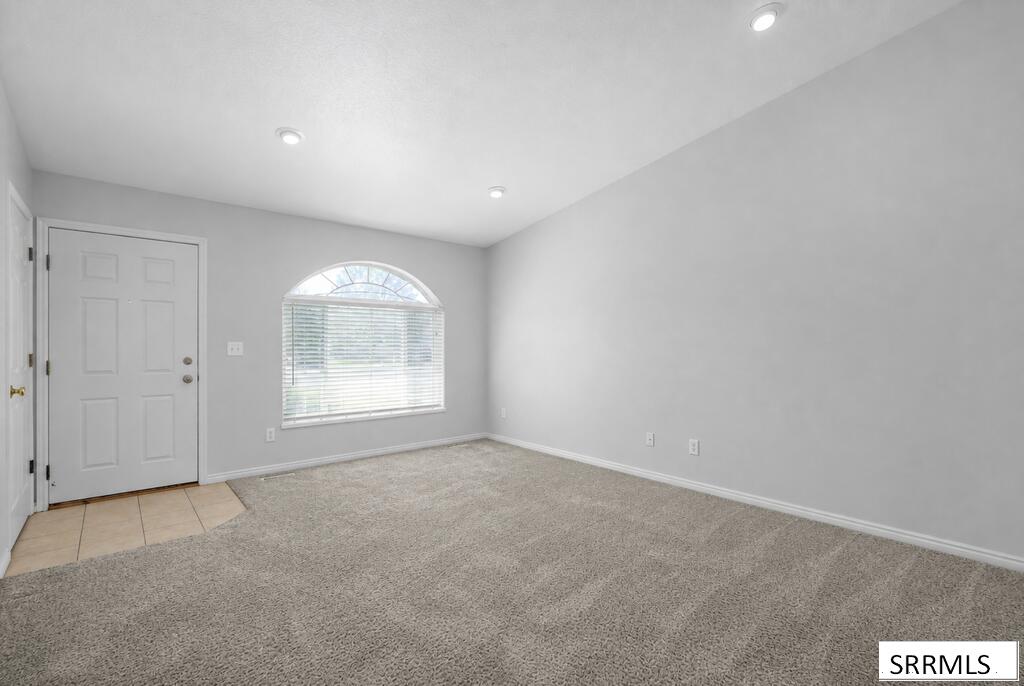 3737 Silverwood Circle Property Photo 3