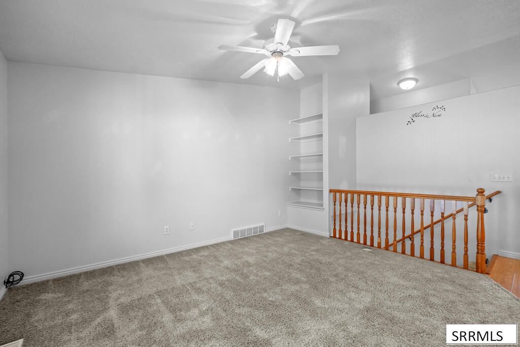 3737 Silverwood Circle Property Photo 8