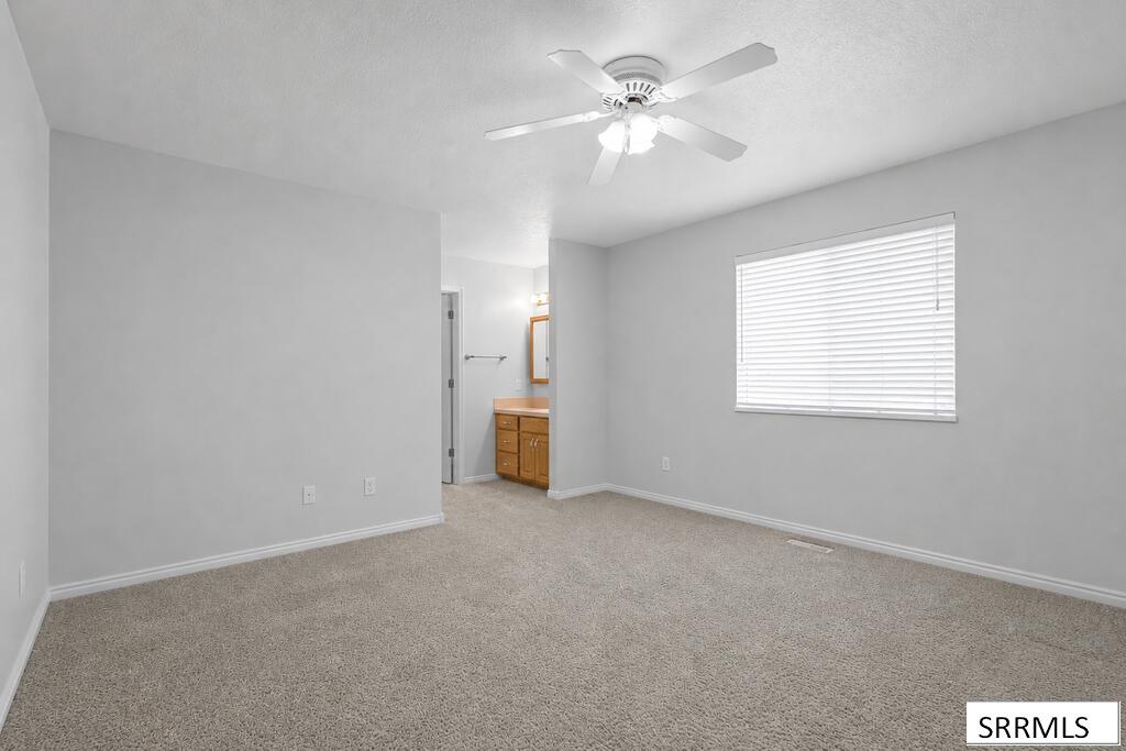 3737 Silverwood Circle Property Photo 10