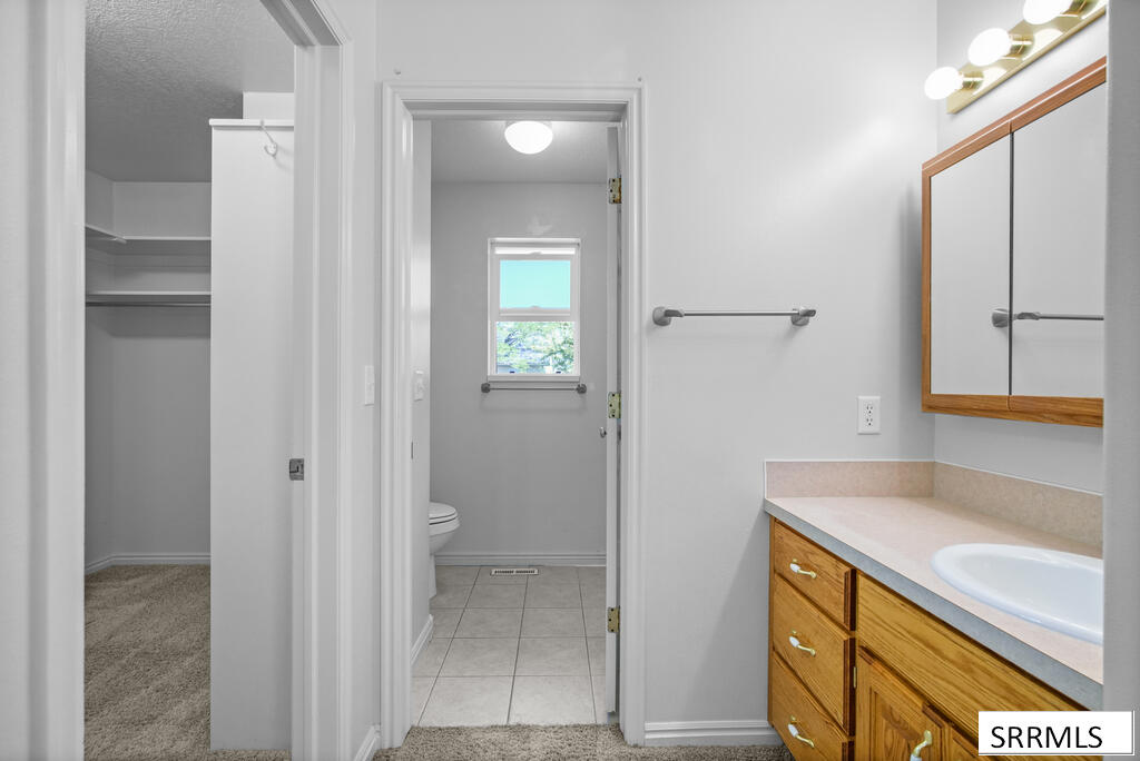 3737 Silverwood Circle Property Photo 11