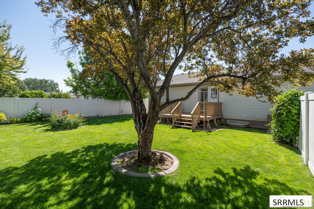 3737 Silverwood Circle Property Photo 27
