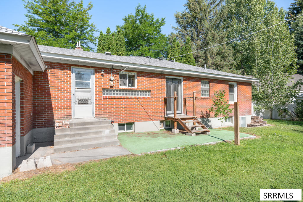 2011 Bremer Drive Property Photo 43