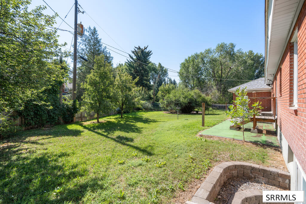 2011 Bremer Drive Property Photo 46