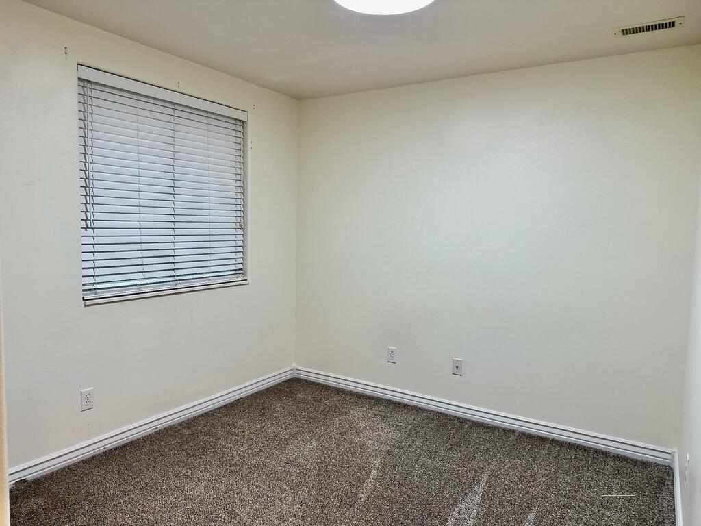 3518 E Pearce Drive Property Photo 22