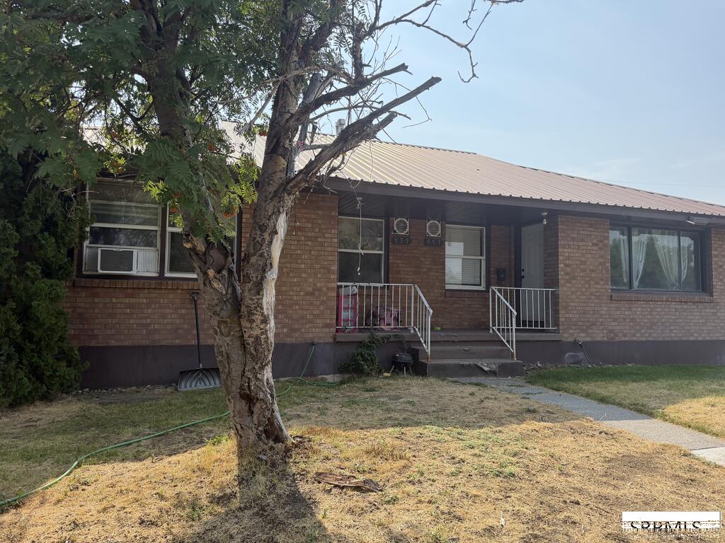 555/557 Tendoy Drive Property Photo 1