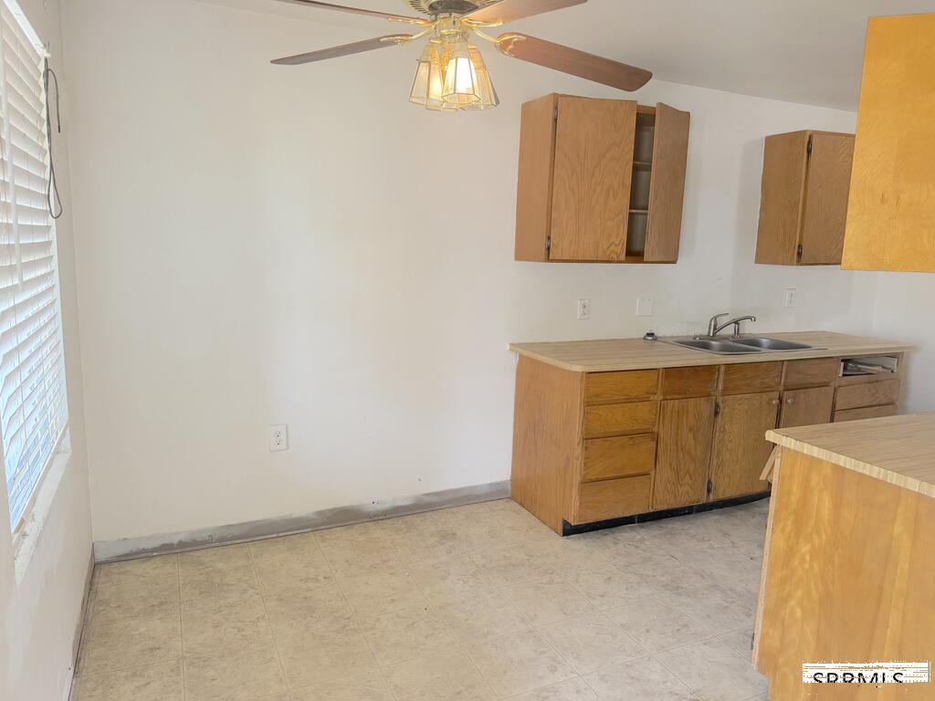 555/557 Tendoy Drive Property Photo 6
